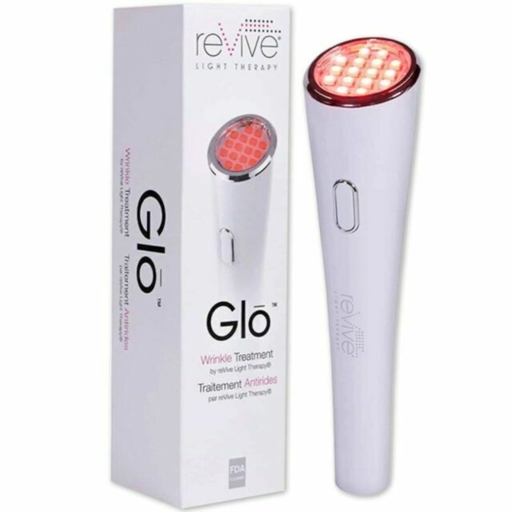 REVIVE LIGHT THERAPY®
Glo Portable Anti-Aging Light Therapy Device New In Box